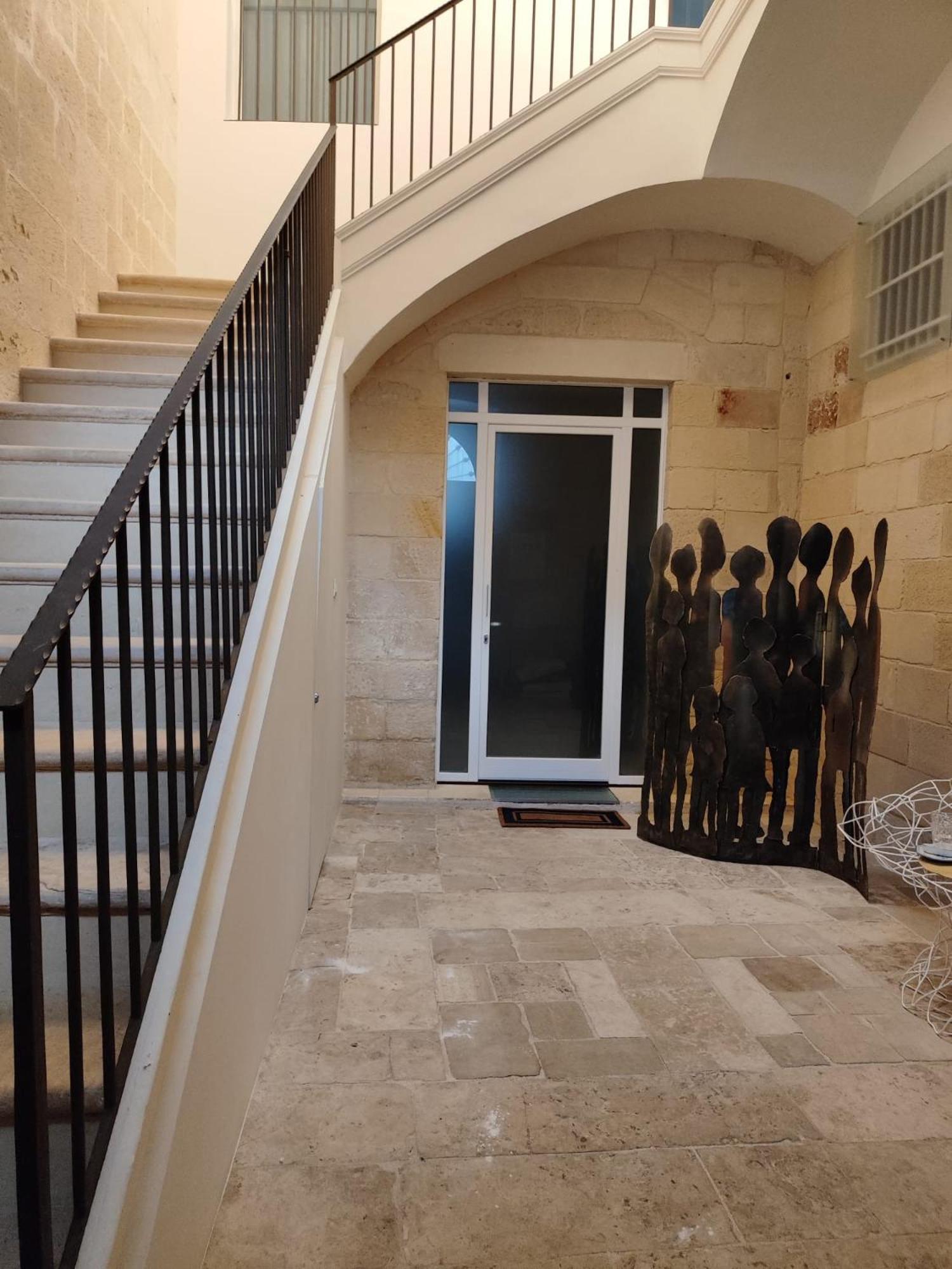 Suite Home D'Aragona Lecce Bagian luar foto
