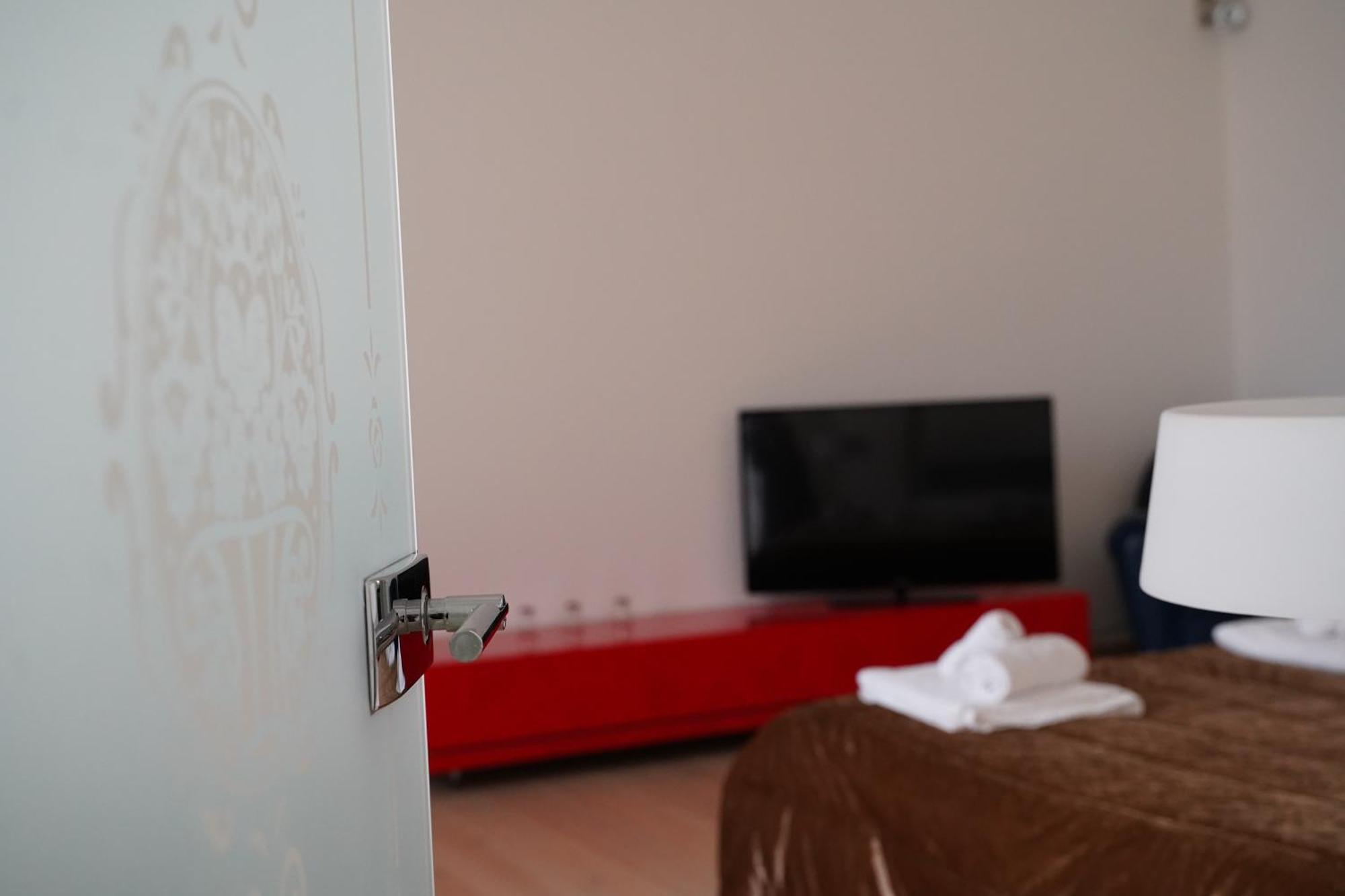 Suite Home D'Aragona Lecce Bagian luar foto