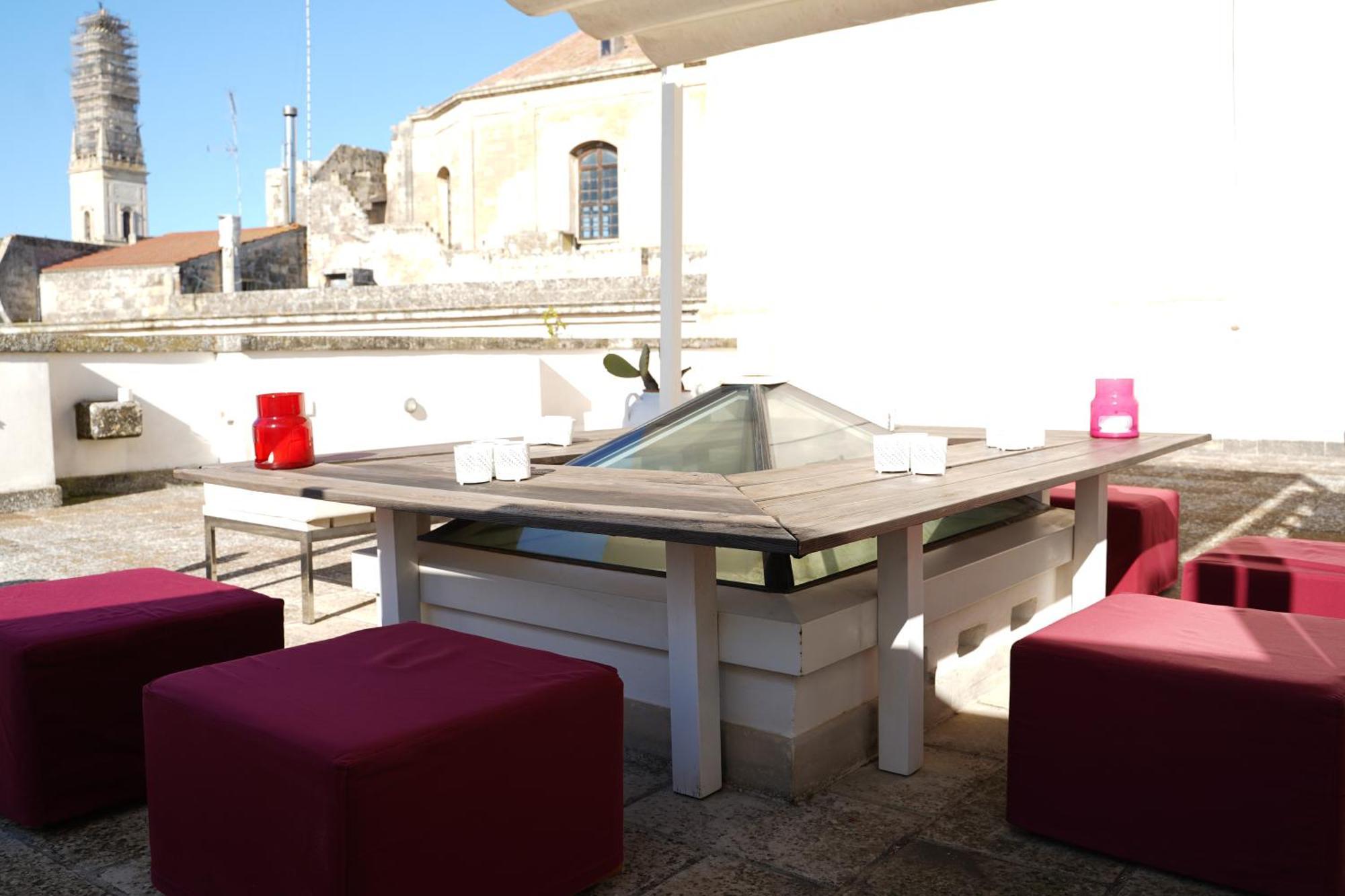 Suite Home D'Aragona Lecce Bagian luar foto